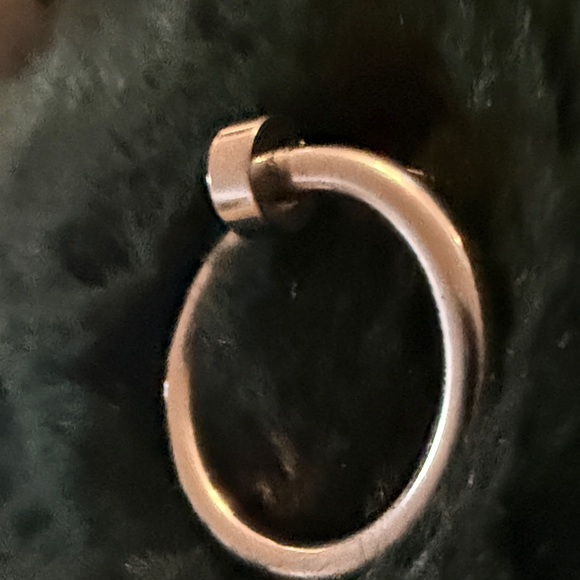 Elegant Silver Nail Design Ring - Picture 5 of 5